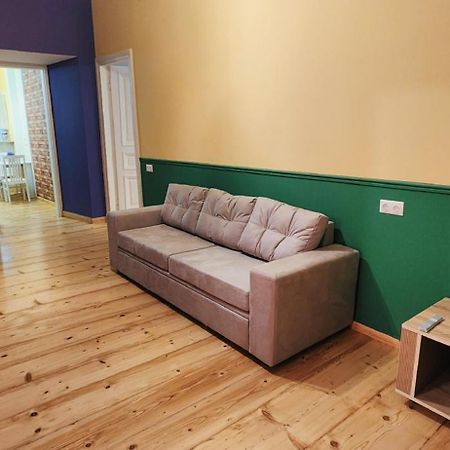 Friends - Your Cosy Apartment In The Center 第比利斯 外观 照片